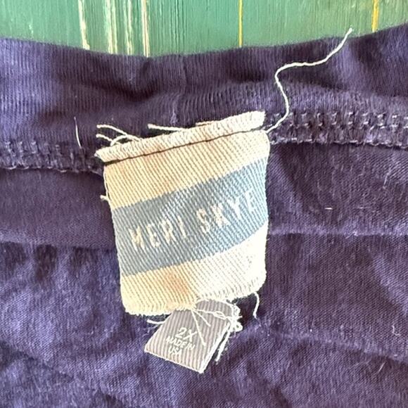 Meri Skye Navy Blue Women's Pullover Top Scoop Neck Asymetrical Hem sz 2X - Picture 3 of 6